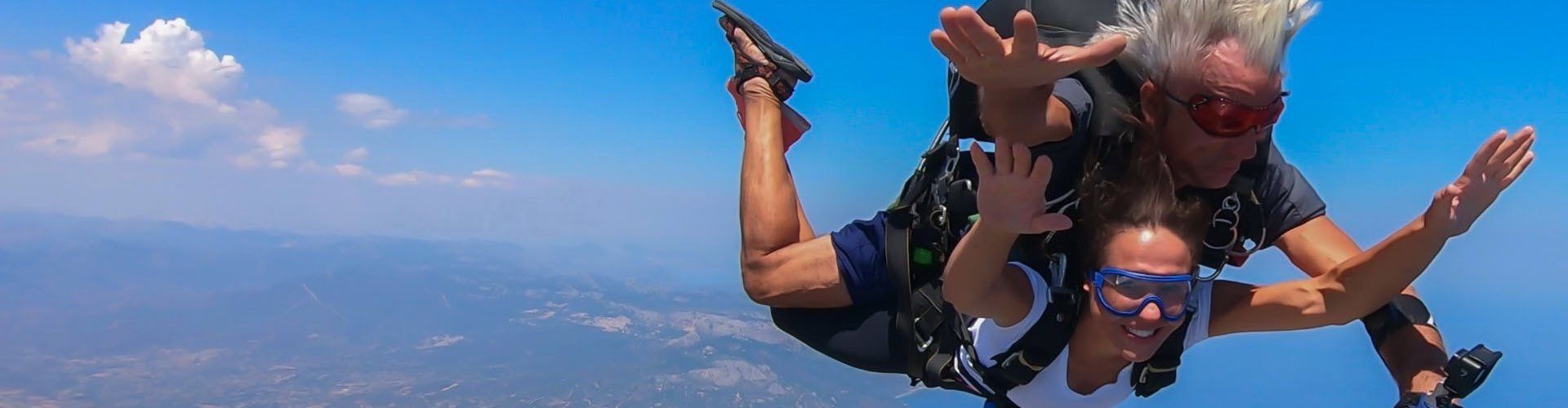 Skydiving in Sardinia