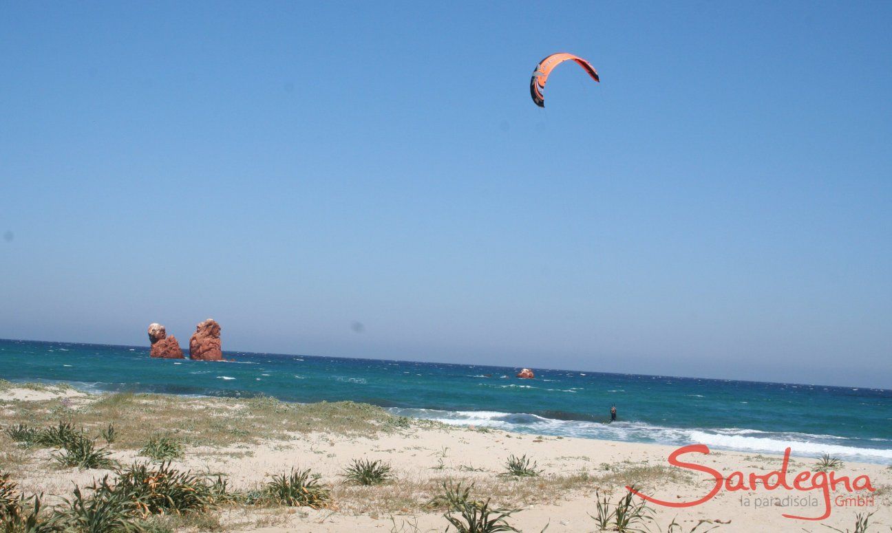 Kitesurfing