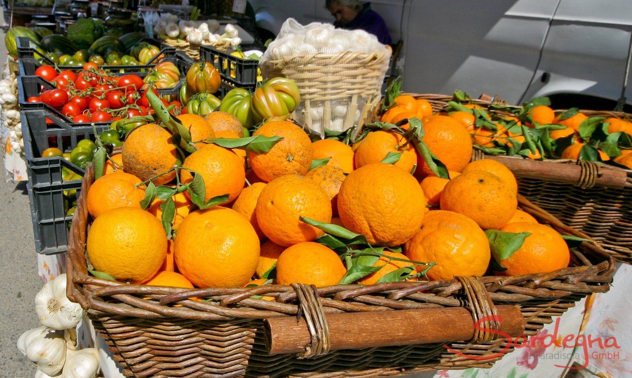 Market stand in Muravera with citrus fruit and other vegetables