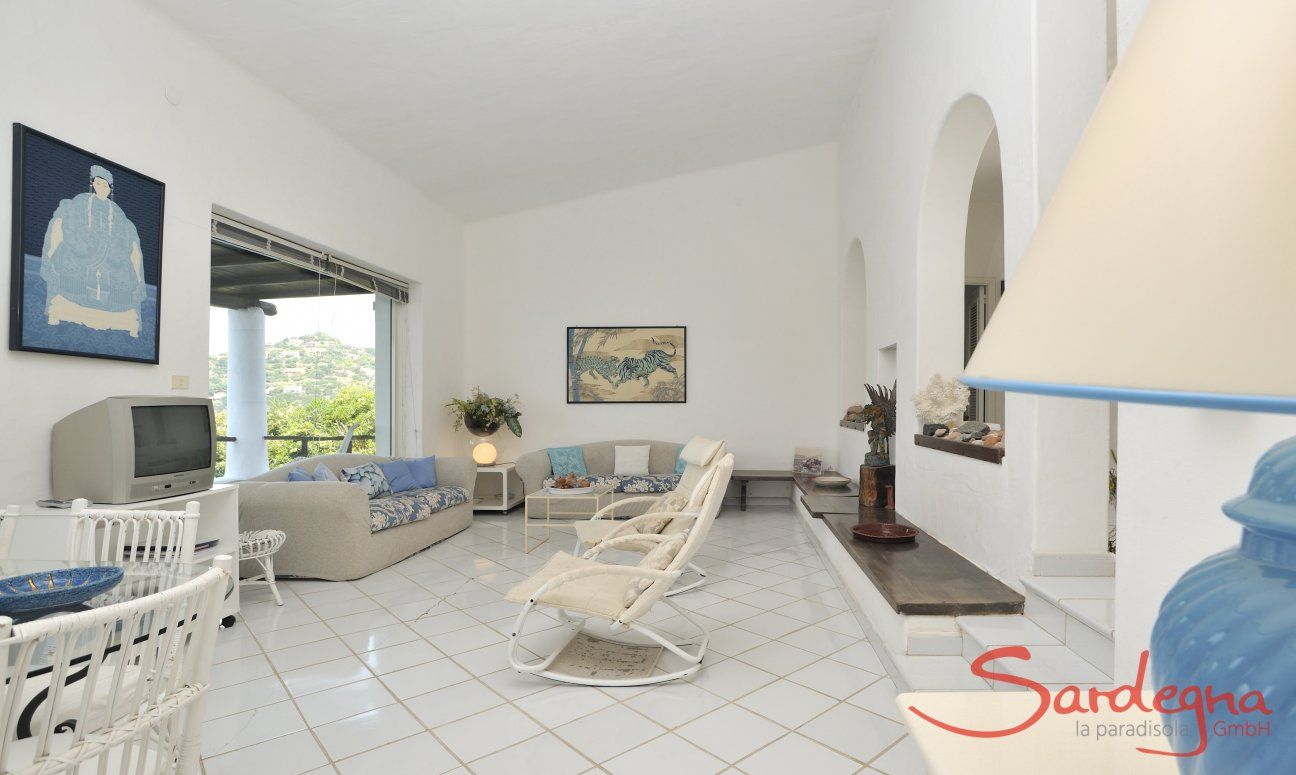 Bright living room with access to the terrace Villa Bella