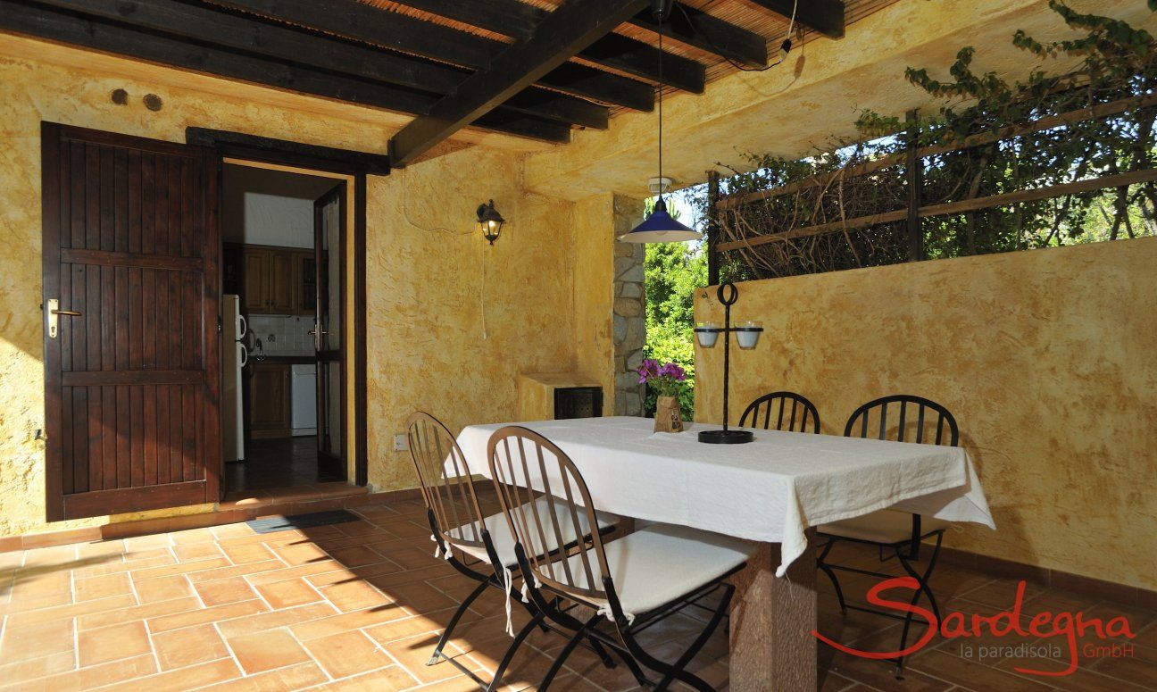 Casa Meloni 1 | Terrace with table to eat outside Terrace