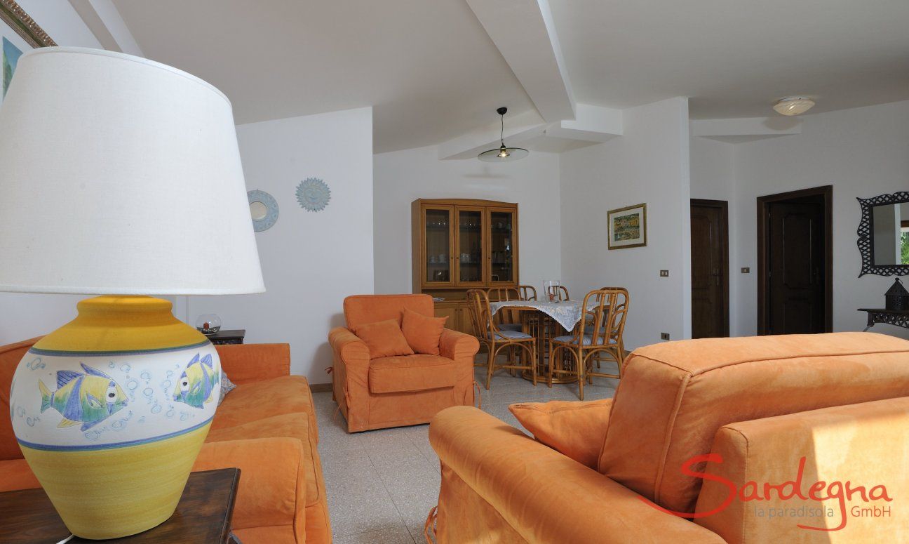 Villa Massimo | Living area with dining table Living area with dining table