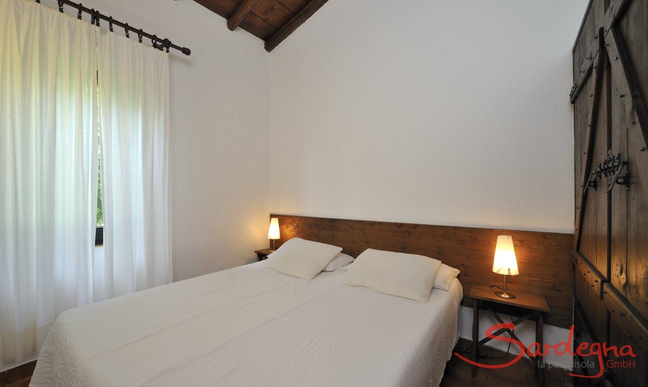 Villetta 12 | Bedroom with double sized bed Bedroom with double sized bed