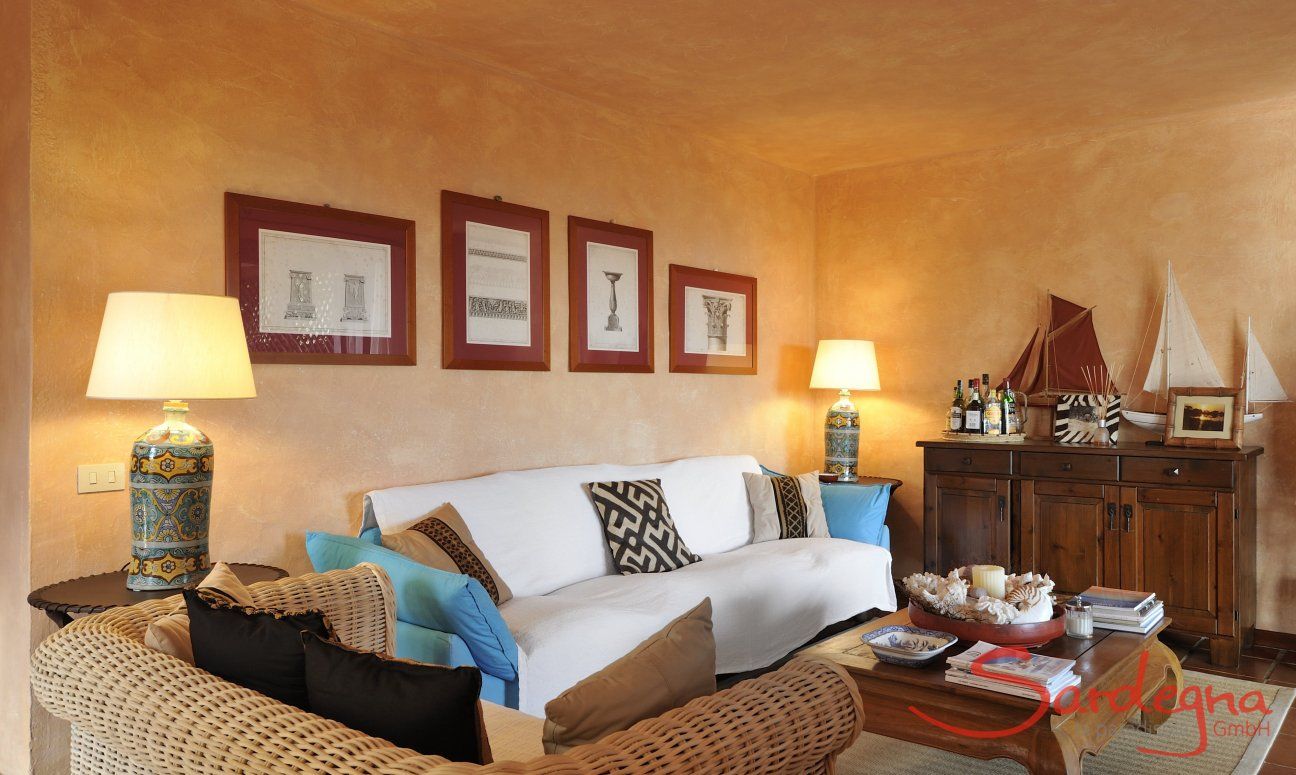 Apartment Country Club 1 | Living area with sofas Living area with sofas