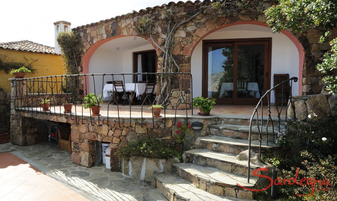 Villa Cala Ginepro | Front side of the Villa Front side of the Villa
