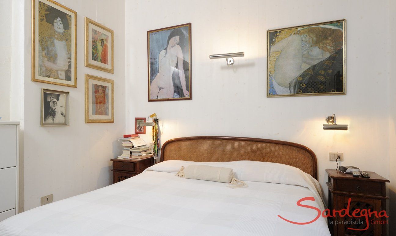 Villa Cala Ginepro | Bedroom 1 (upstairs) with double sized bed Bedroom 1 (upstairs) with double sized bed