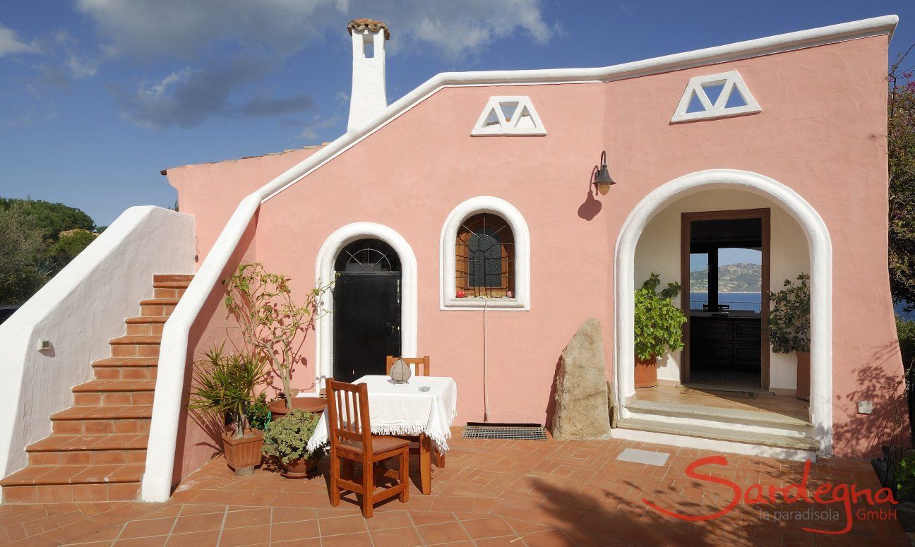 Villa Cala Ginepro | Quiet place to relax and stairs to the top terrace House view of Villa Cala Ginepro