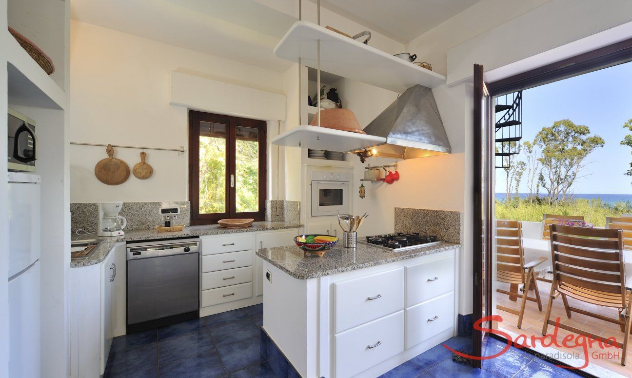 Apartment Orri 3 | Open kitchen with terrace access Open kitchen with terrace access
