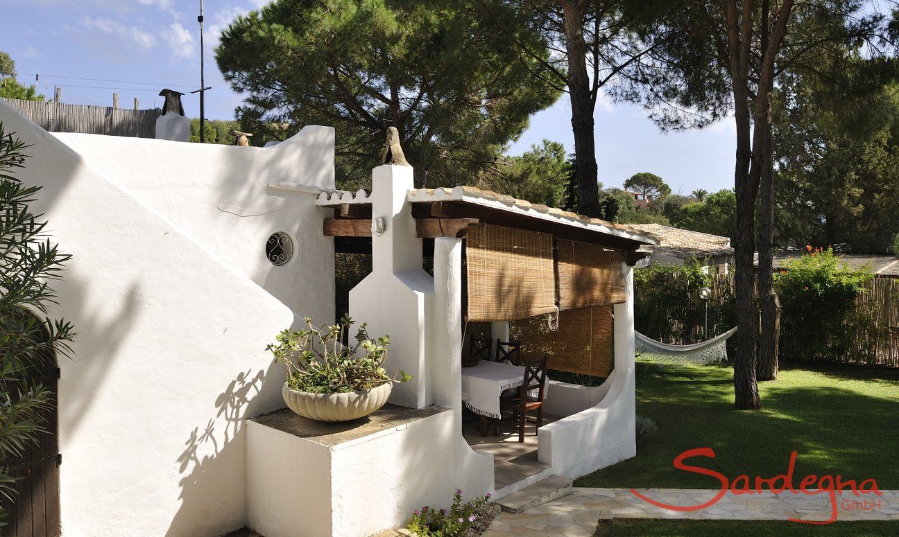 Villa Liliana | Garden and pergola Garden and pergola