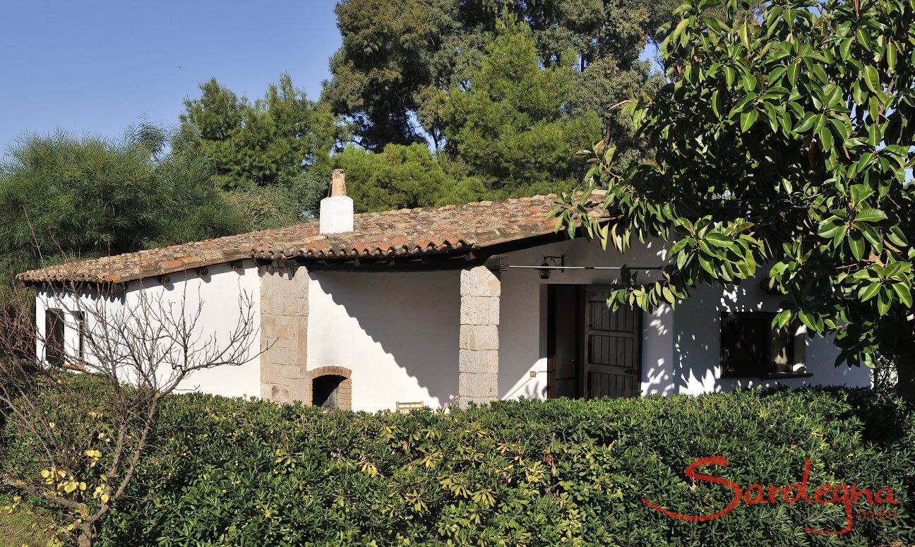 Su Faru 4 | House immersed in a natural park House view of Su Faru 4