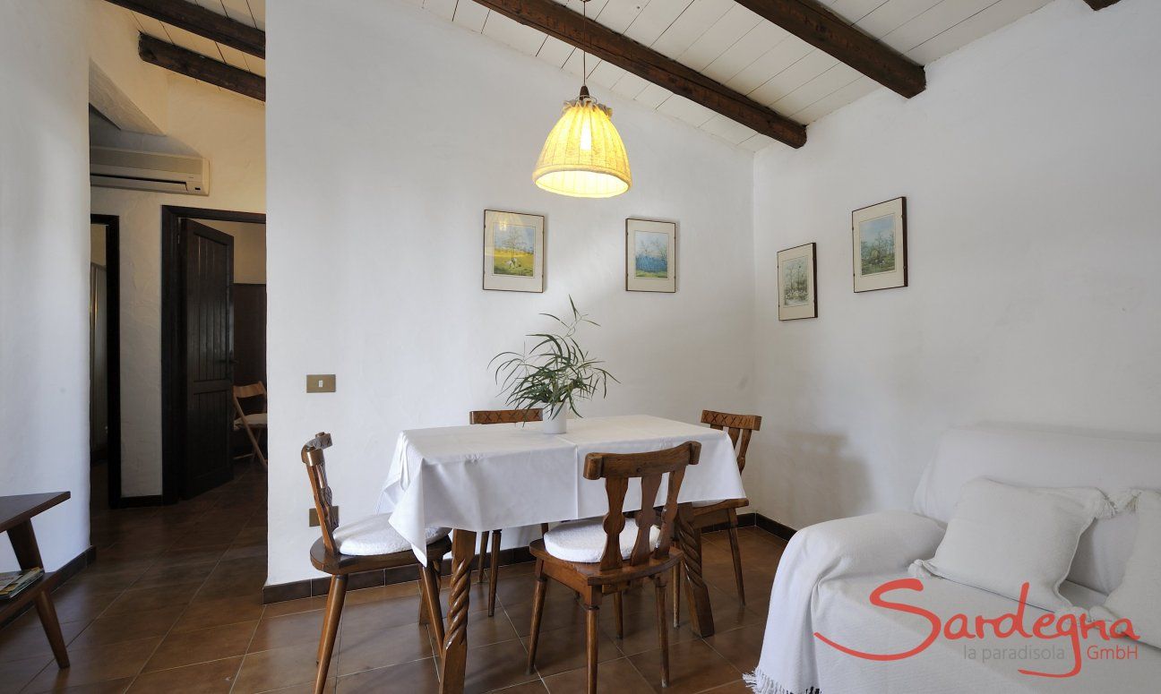 Su Faru 4 | Living room and dining table inside Living room and dining table inside