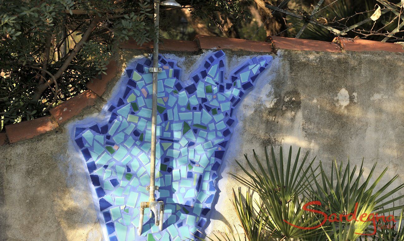 Apartment Cala Liberotto I | Outdoor shower Outdoor shower