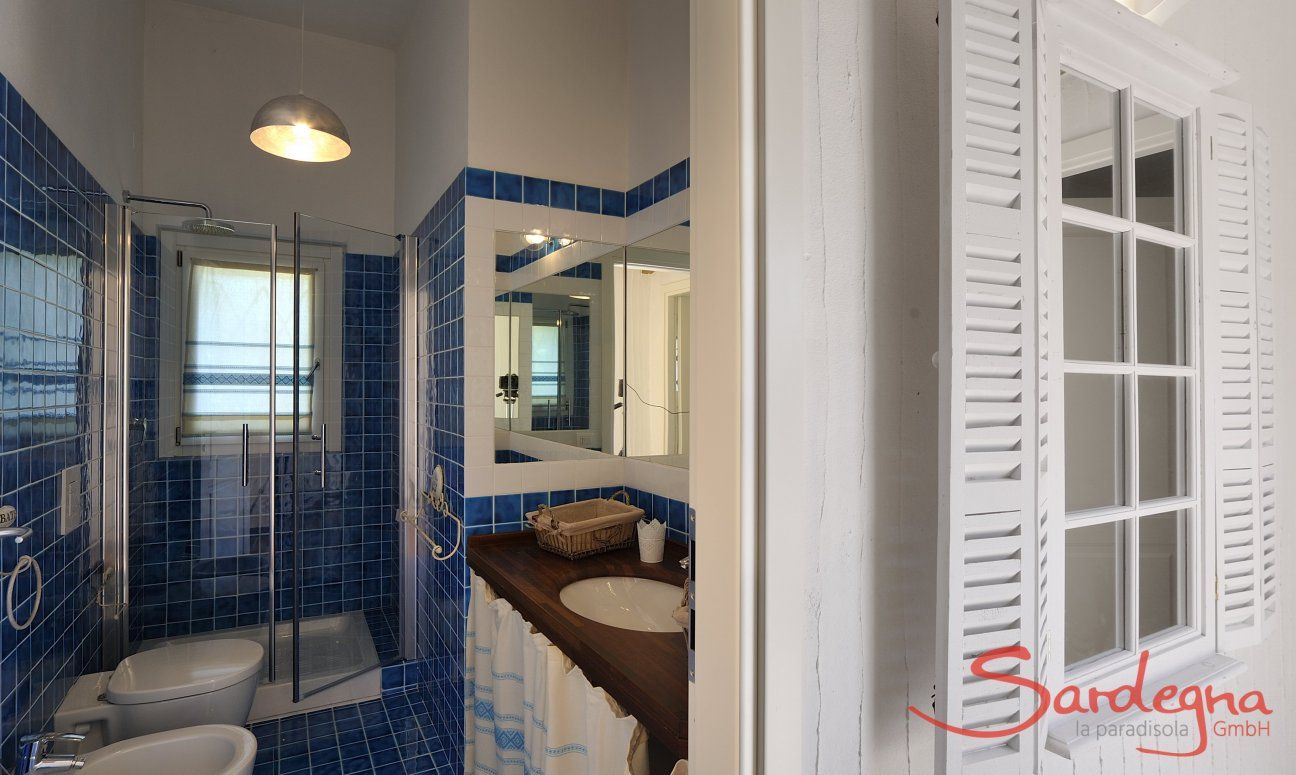 Li Conchi 25 | Bath 2 with shower Sardinia