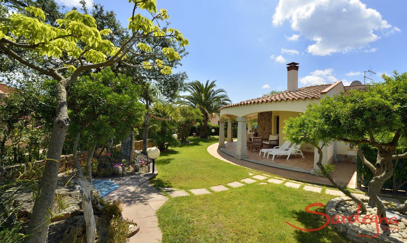 Villa Zoello 10 | Villa near the beach with a huge garden and terrace House view from the garden