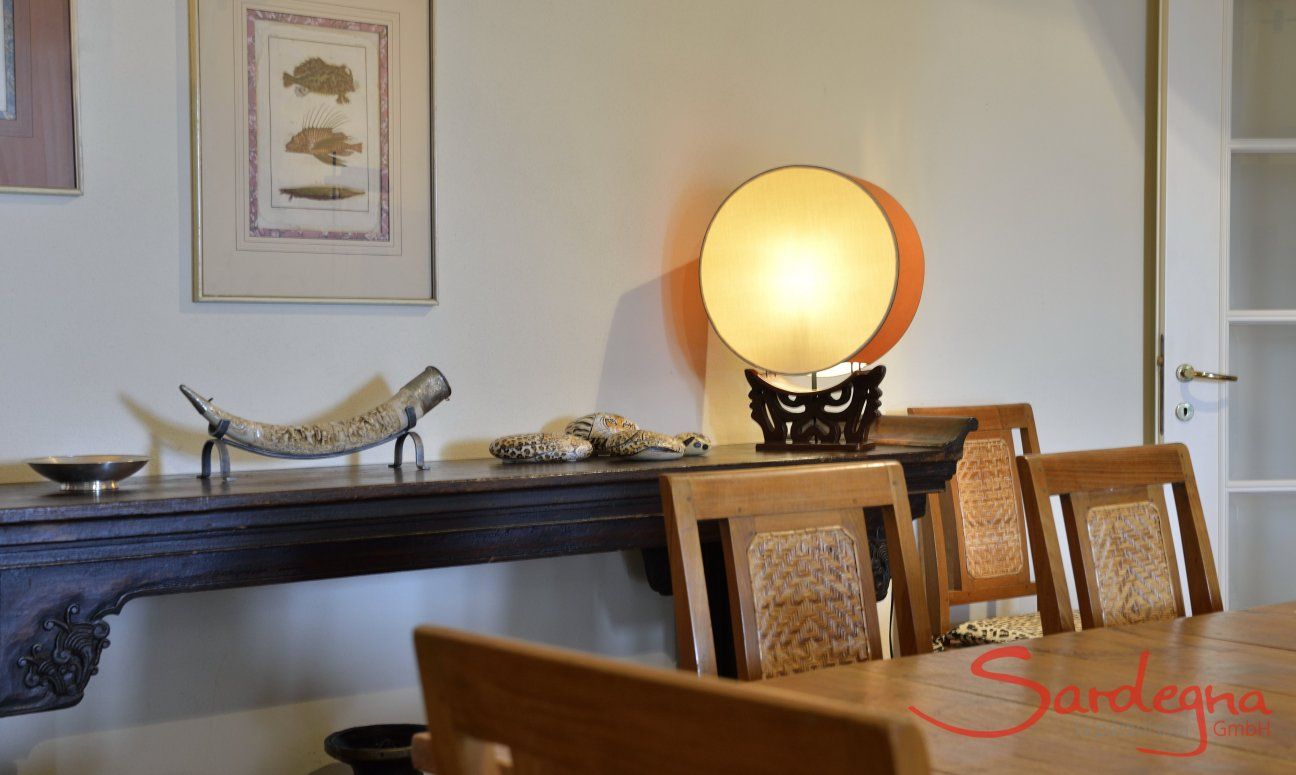 Villa Ulivi 12 | Tastefully decorated dining area Dining area