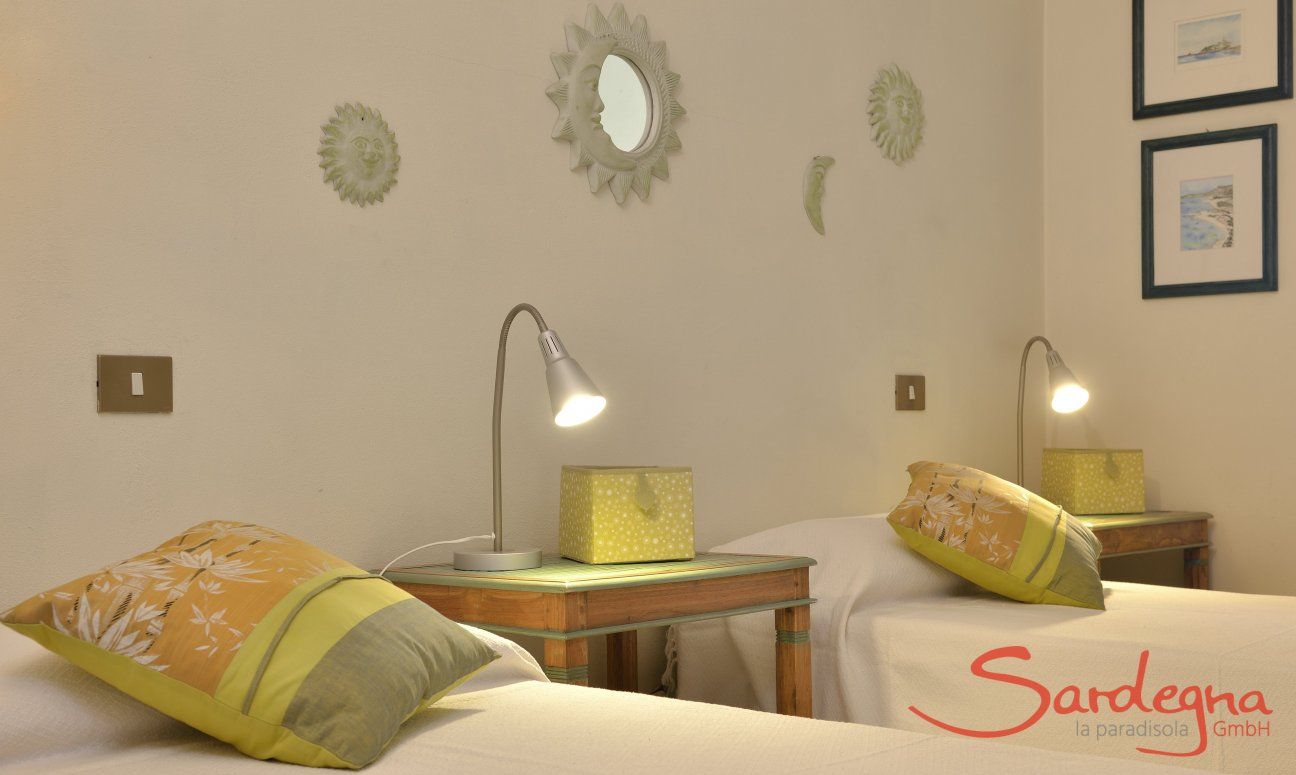 Villa Ulivi 12 | Bedroom 2 with two single beds Bedroom