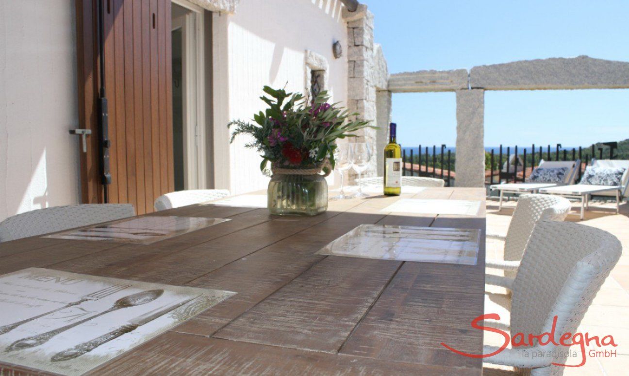 Li Conchi 32 | Seating area outdoor Seating area outdoor