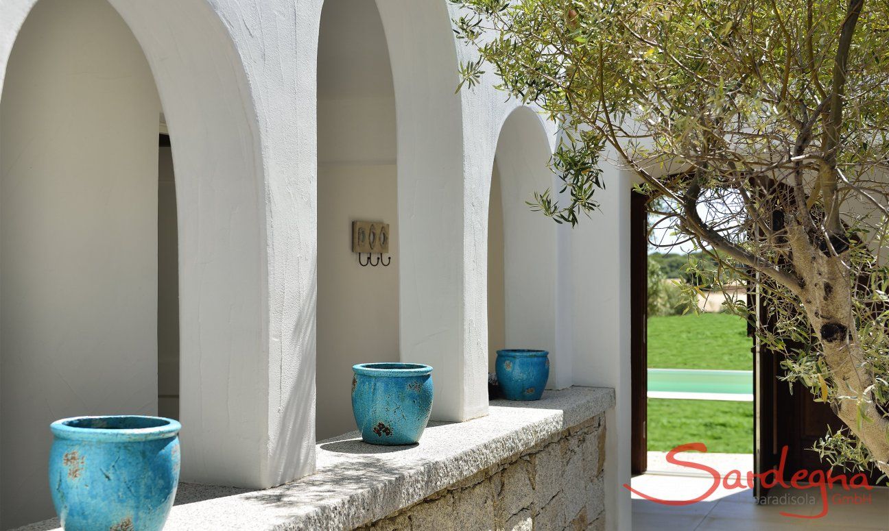 Inner Courtyard of  Villa Campidano 21 with gate to the garden and pool