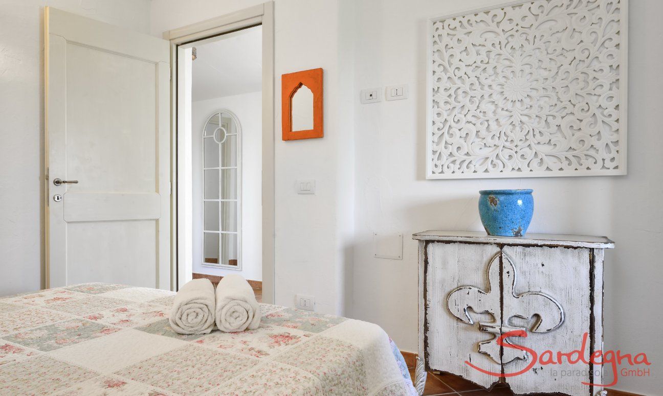 Villa Campidano 7 | Bedroom 1 with a view to the corridor Bedroom