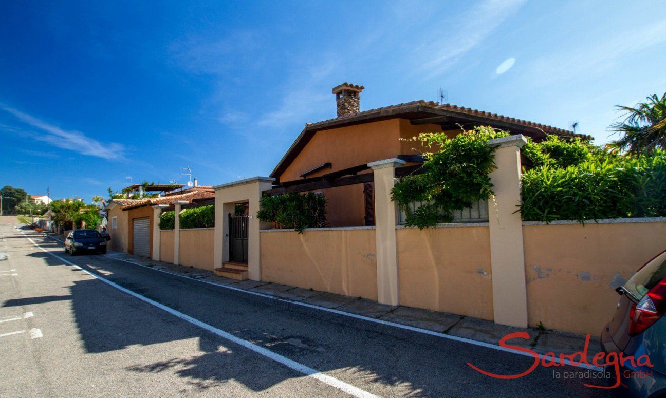 Villa Golfo Aranci | The house is in town and on the beach Villa Golfo Aranci