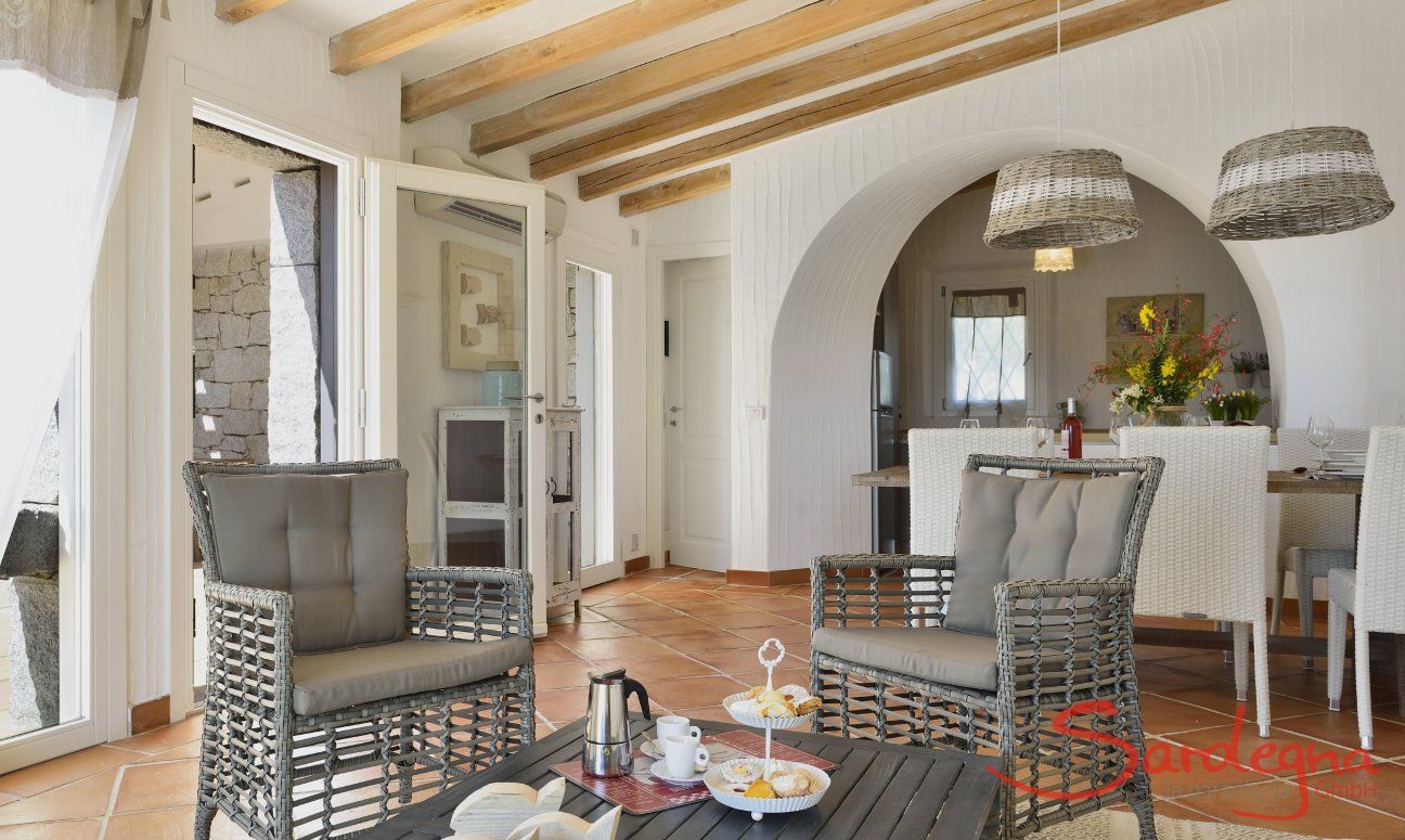 Li Conchi 6 | Living space with the kitchen in the background Living room