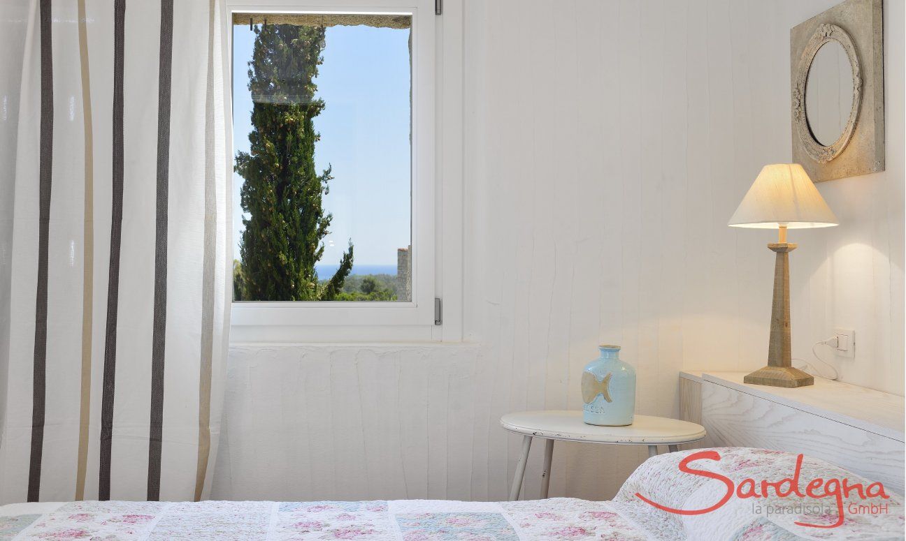Li Conchi 6 | Bedroom 1 with a sea view Bedroom