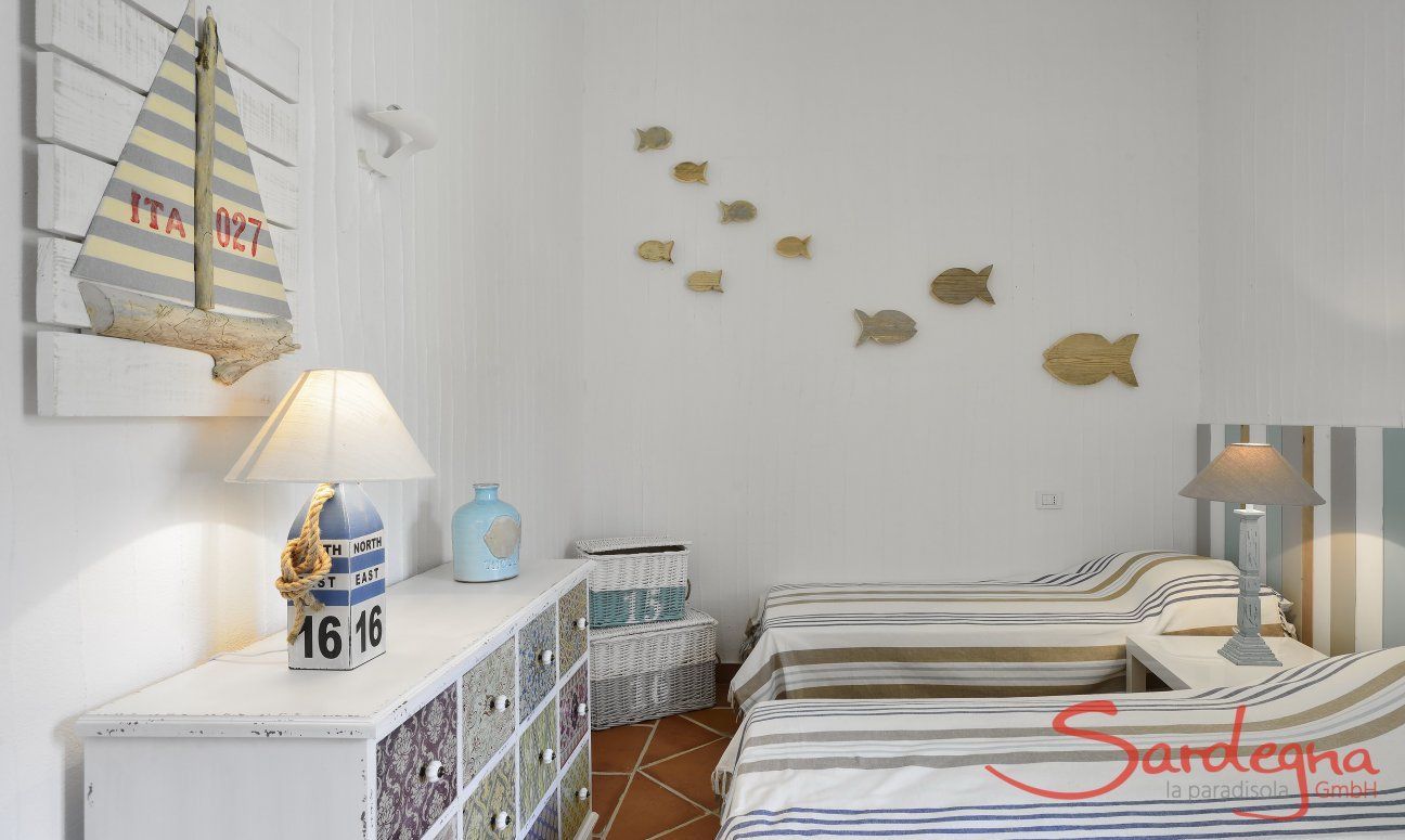Li Conchi 14 | Bedroom 2 with two single beds Bedroom 2