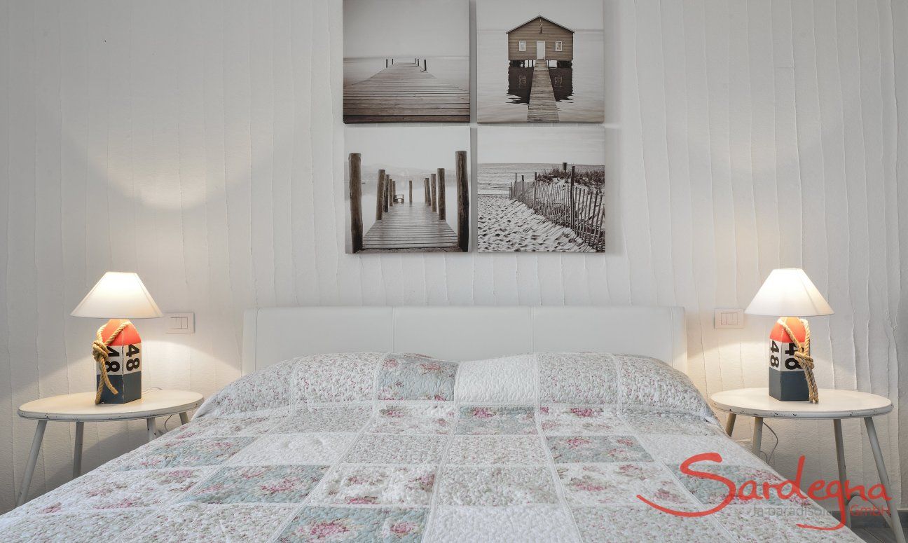 Li Conchi 32 | Bright bedroom with double bed Li Conchi 32