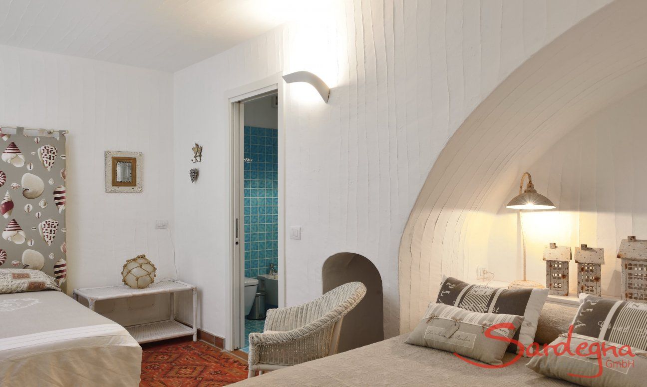 Li Conchi 8 | Bedroom 1 with double sized bed and a small single bed Bedroom 1