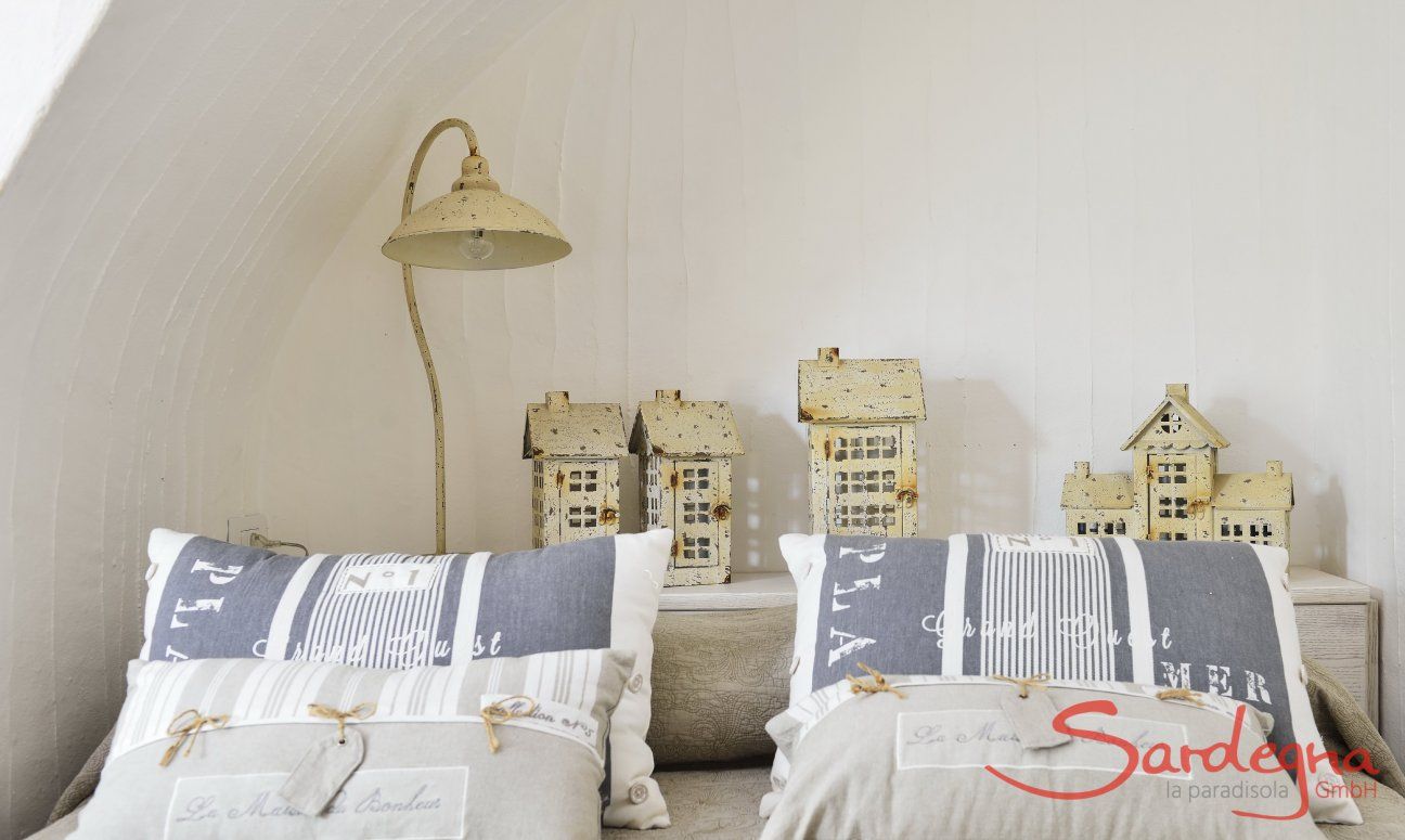 Li Conchi 8 | Bedroom 1 with double sized bed Bedroom 1 with double sized bed