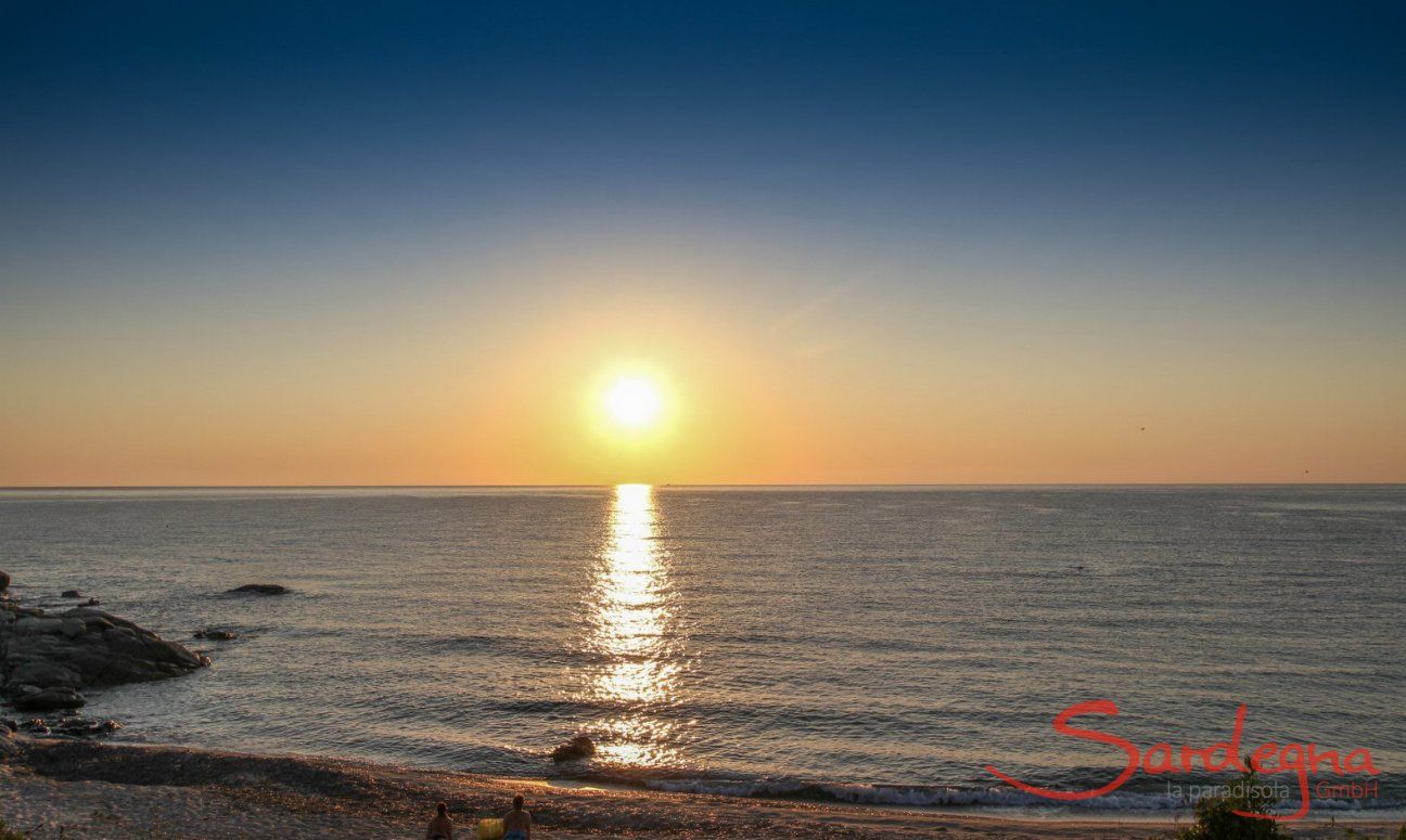 Casa Meloni 2 | Sunrise at the beach of Sant Elmo Sunrise over Sant Elmo