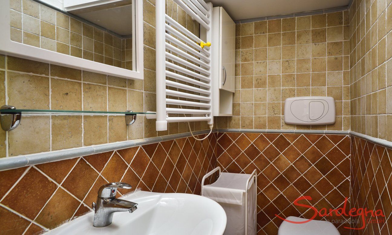 Villa Gaia | Guest toilet Additional toilet