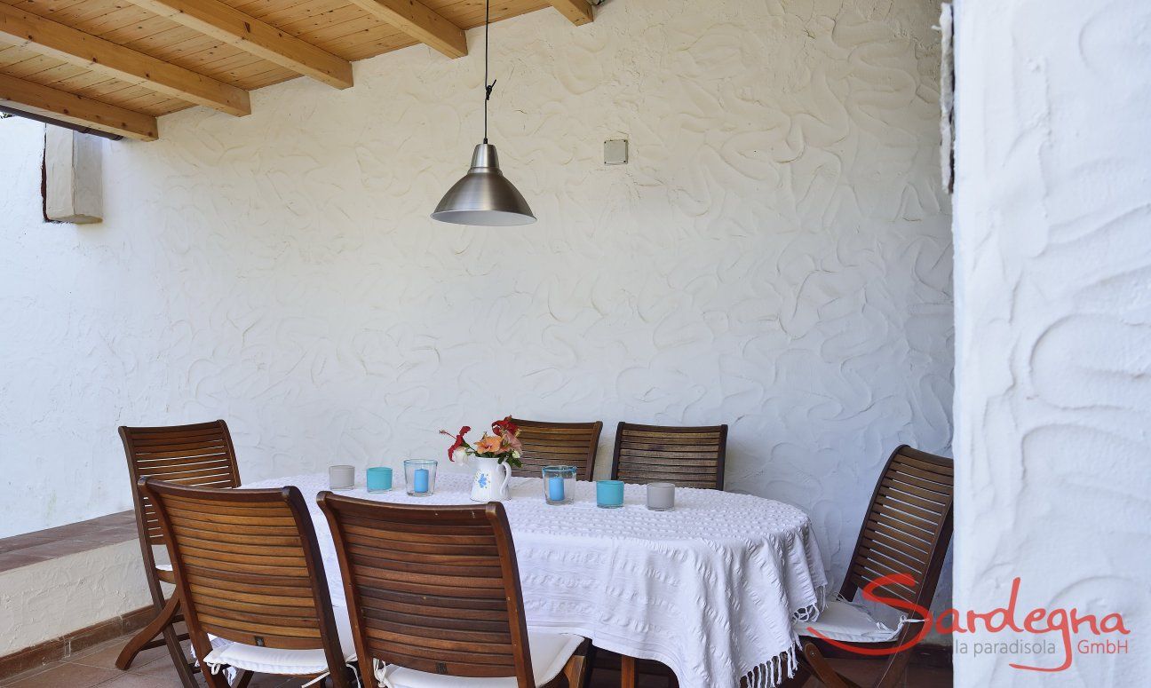 Villa Gaia | Roofed dining area outside Roofed dining area outside