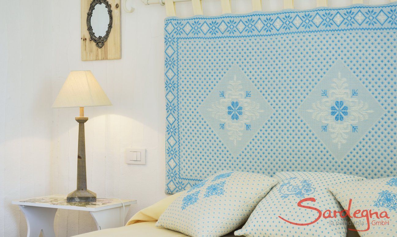 Li Conchi 7 | Bedroom 1 with double sized bed Double bed with night table, lamp and bed-head all in sardinien stile Li Conchi 7