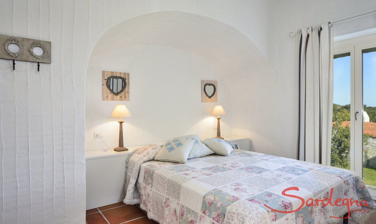Li Conchi 17 | Bedroom 1 with double bed Bedroom 1
