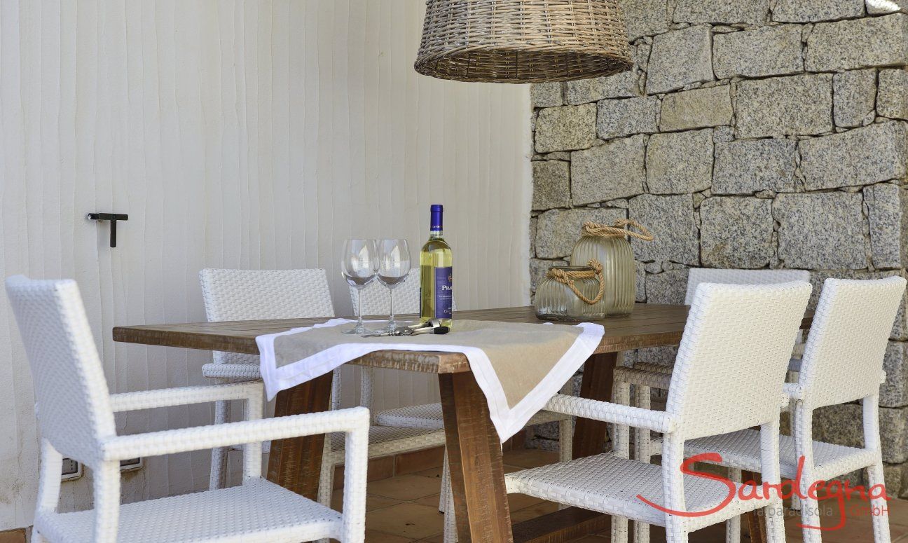 Li Conchi 26 | Outside Dining Outside Dining