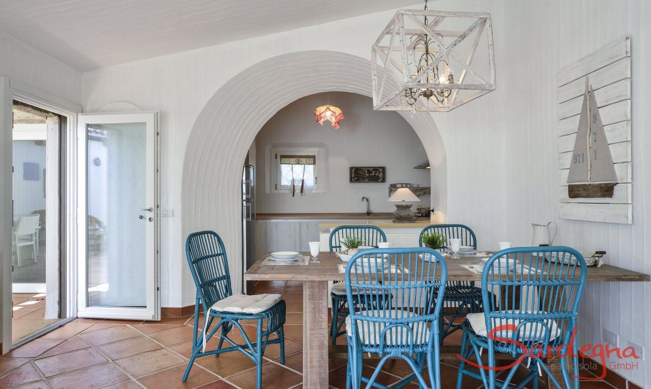 Li Conchi 26 | Dining Area and Kitchen with access to the terrace Dining Area and Kitchen