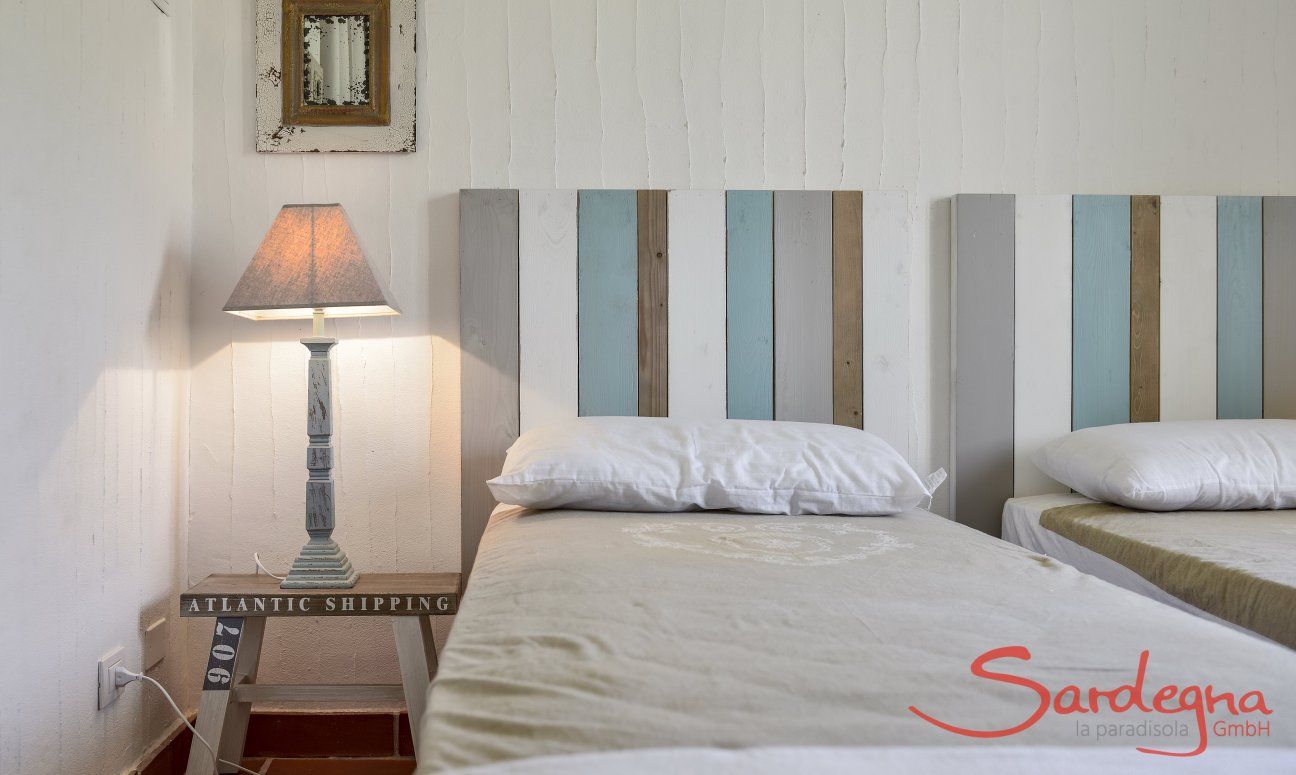 Li Conchi 26 | Bedroom 2 with two single beds Bedroom 2