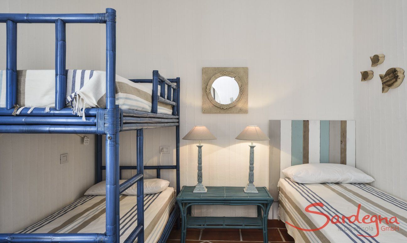 Li Conchi 44 | Second Bedroom with one bunkbed and one single bed Second Bedroom