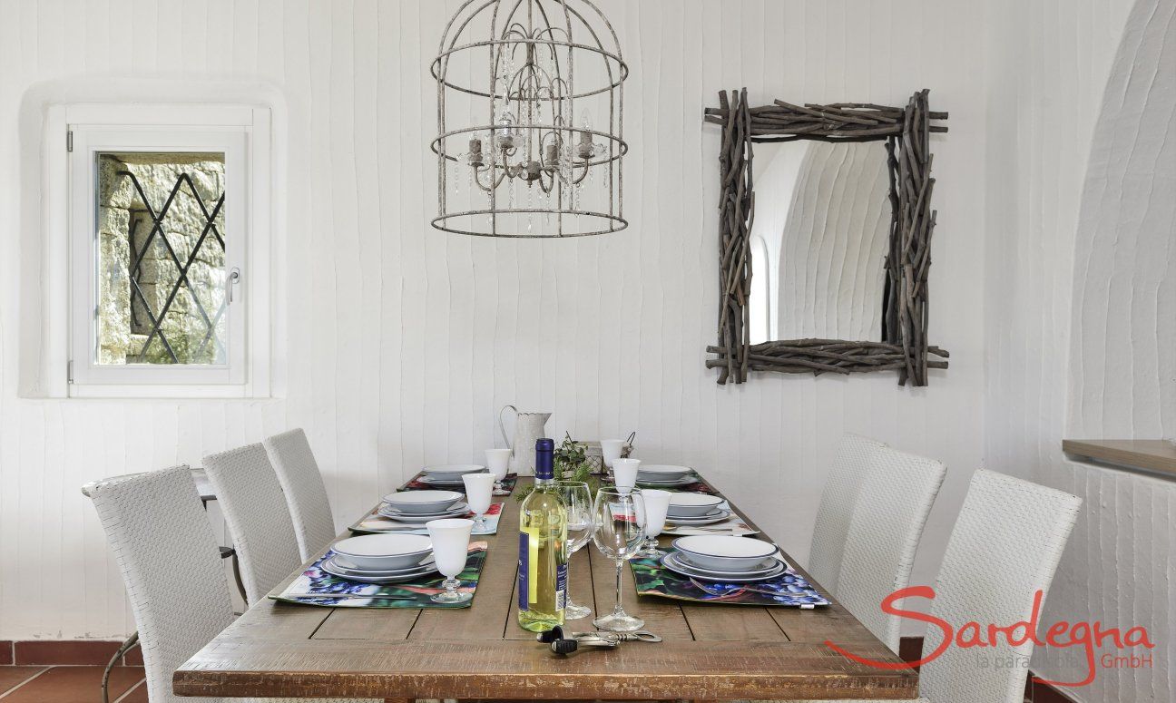 Li Conchi 28 | Dining Table Dining Table