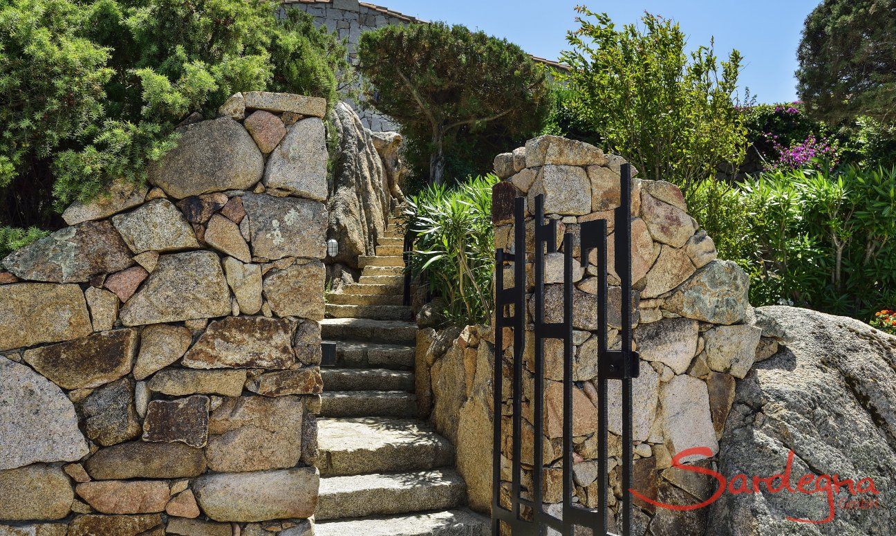Villa Domus 9d | Entrance of the villa Entrance of Villa Domus 9d