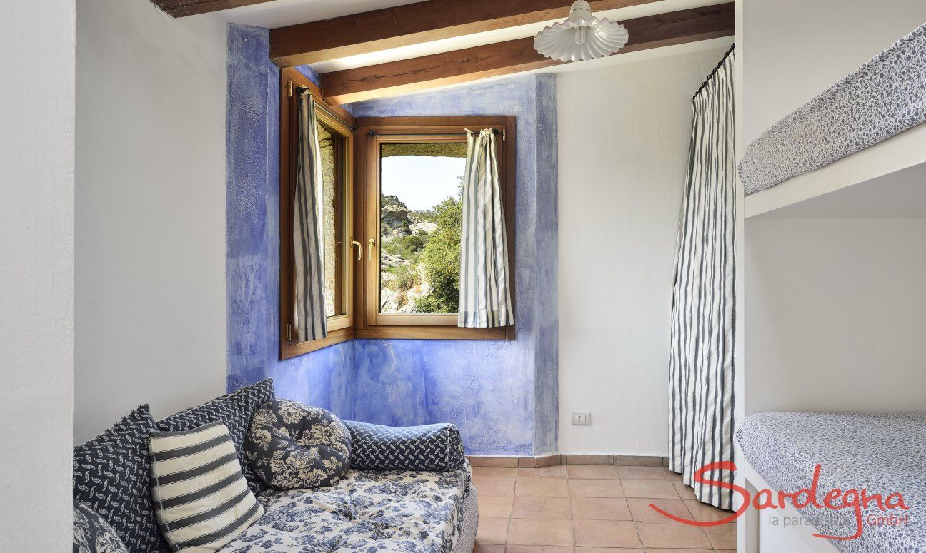 Penthouse Domus 16 | Bedroom with bunkbed Bedroom with bunkbed