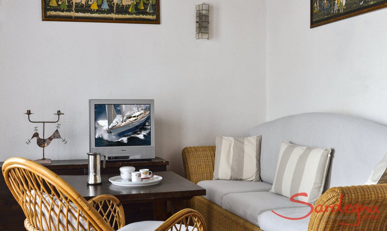 Villa Ibiscus | Cozy sofa corner with TV Cozy sofa corner with TV