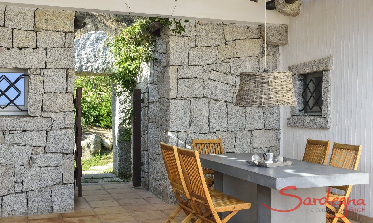 Li Conchi 3 | Dining Outside Dining Outside