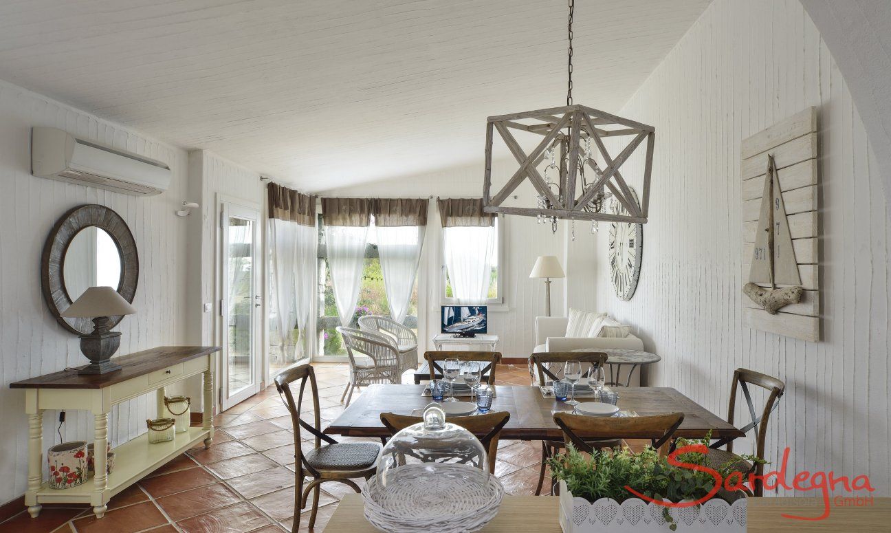 Li Conchi 36 | Living Room with dining table Living Room with dining