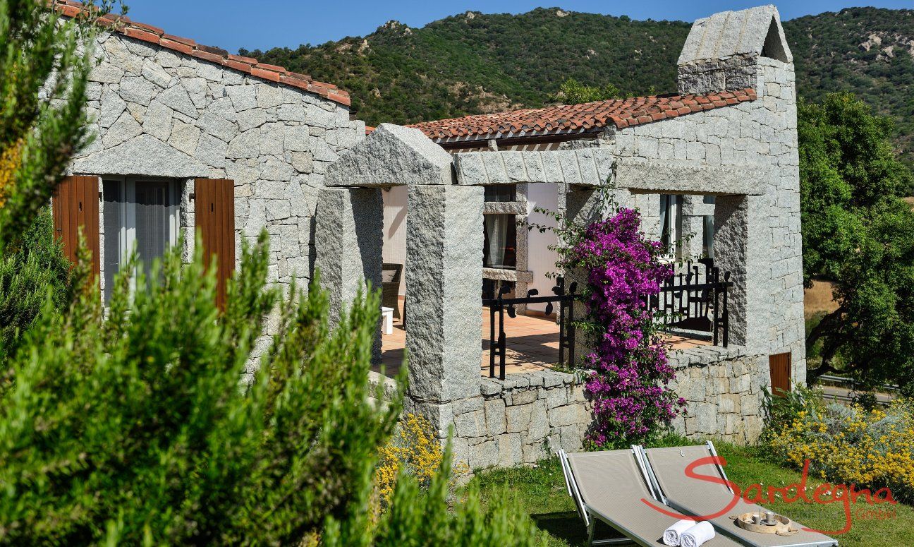 Li Conchi 4 | View from the garden to the house Garden and House