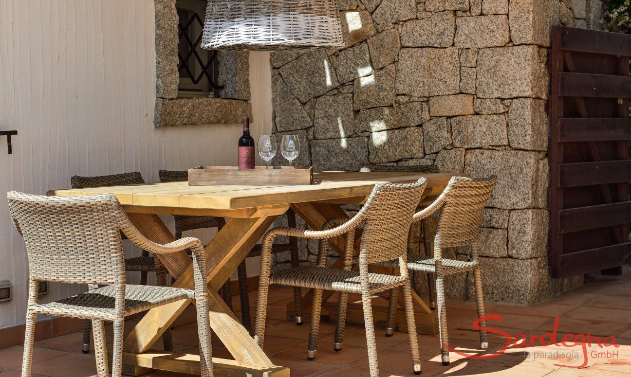 Li Conchi 4 | Dining table for dinners outside Dining outside