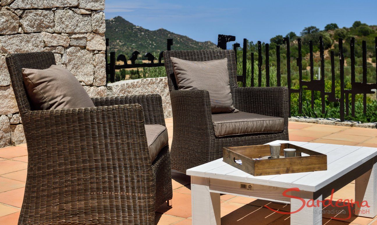 Li Conchi 5 | Relaxing on the terrace Relax