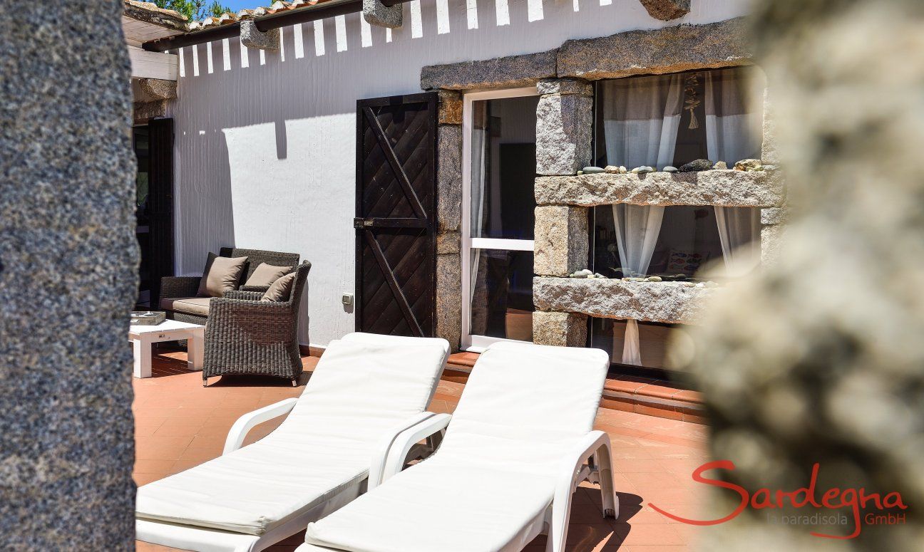 Private terrace of Casa 24 with sunbeds and sofa, Sant Elmo