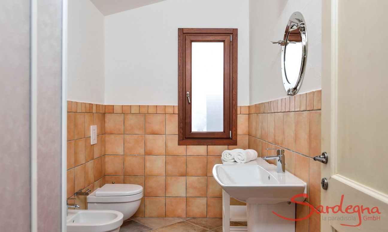 Villa Campidano 8 | Bathroom 2 with shower and bidet New 2017
